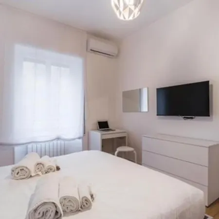 The Fifth Apartment *